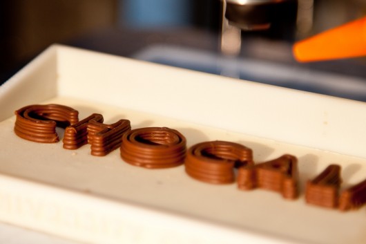 Yenilebilir Çikolata Bastıran 3D Yazıcı